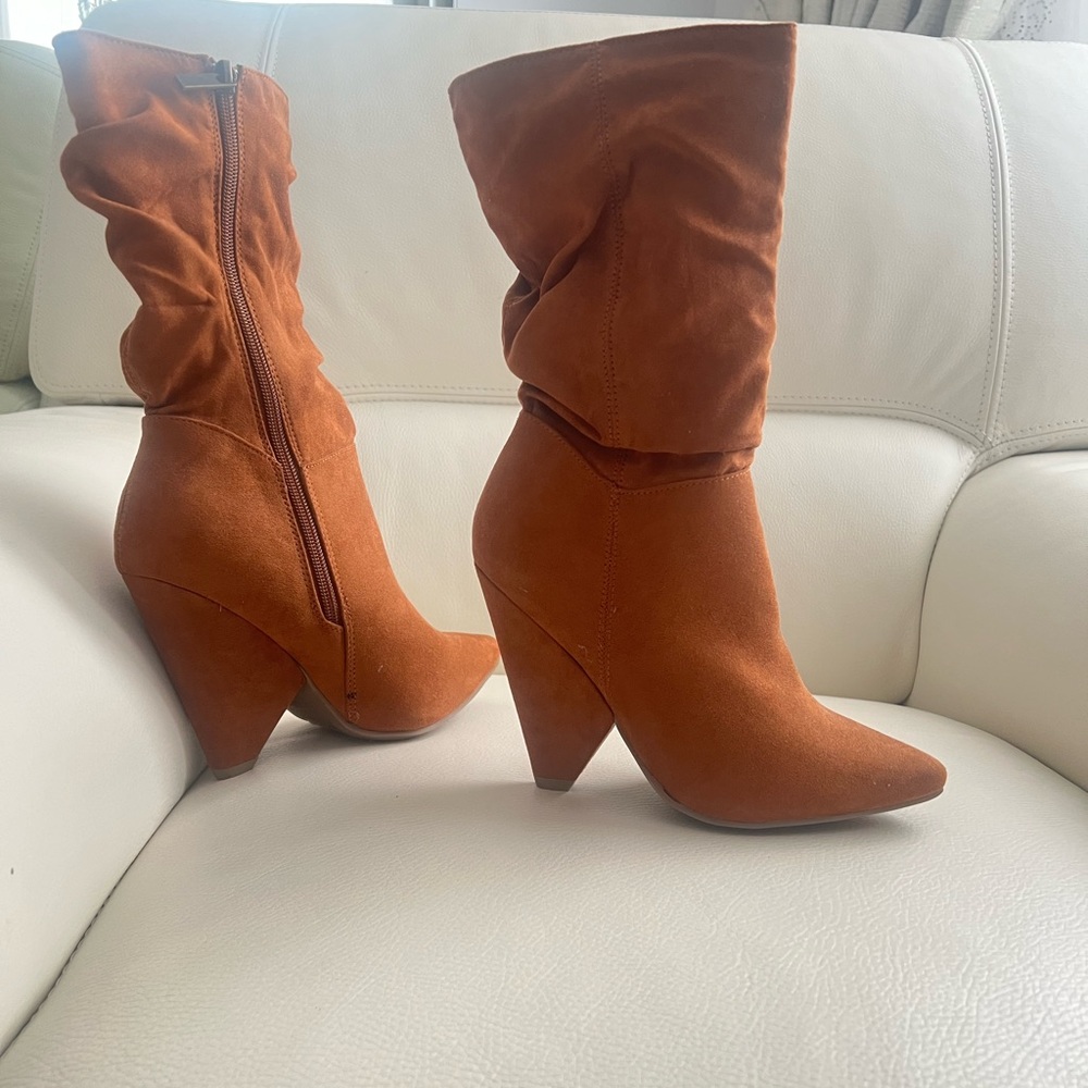 🔥 HOST PICK 🔥 Camel Women Suede Pointed Toe Chelsea Boots Mid Calf Heel Boots